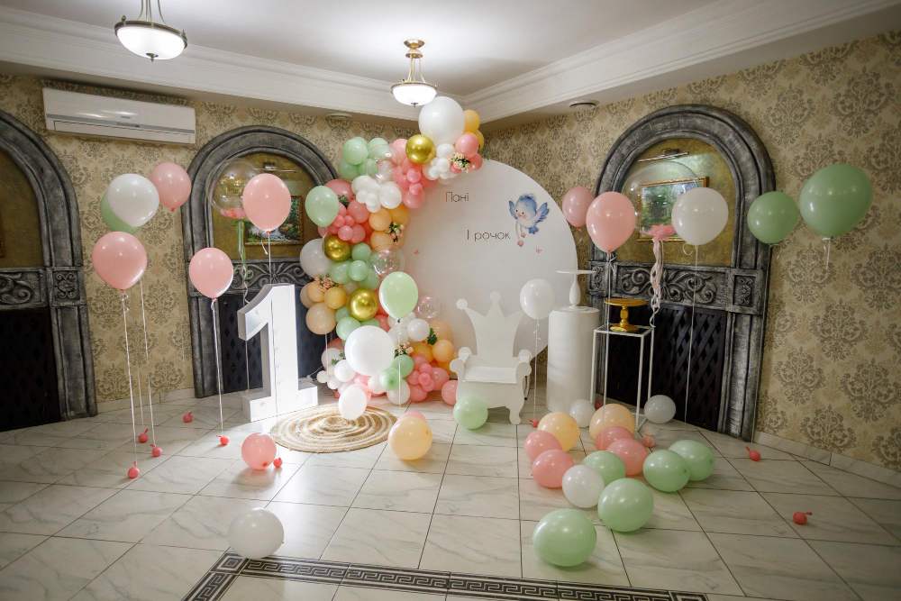 hellium balloon decor